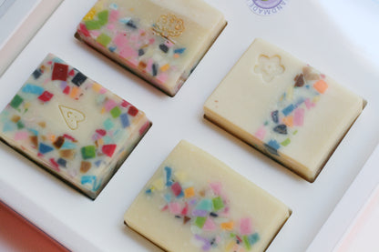 White Clear Cover Gift Box – 4 soaps